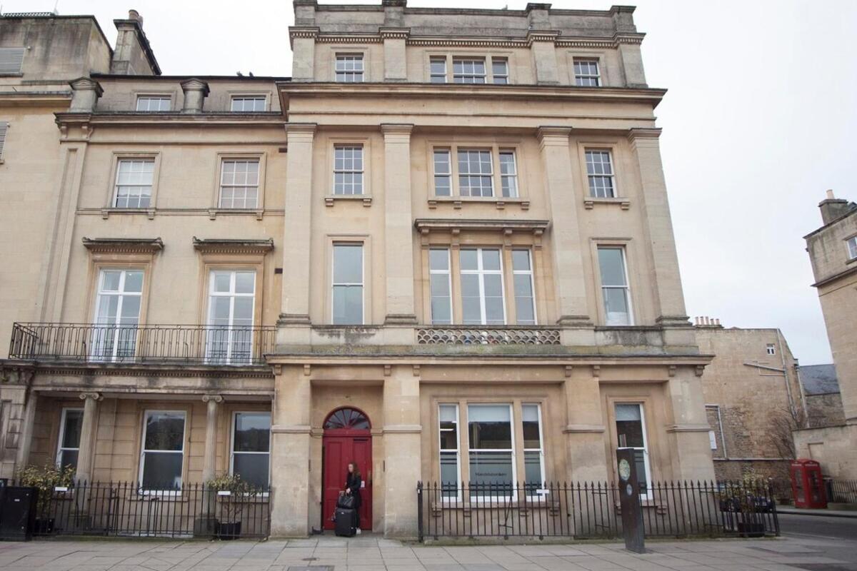 Stylish City Centre Apartment - Bath Exterior photo
